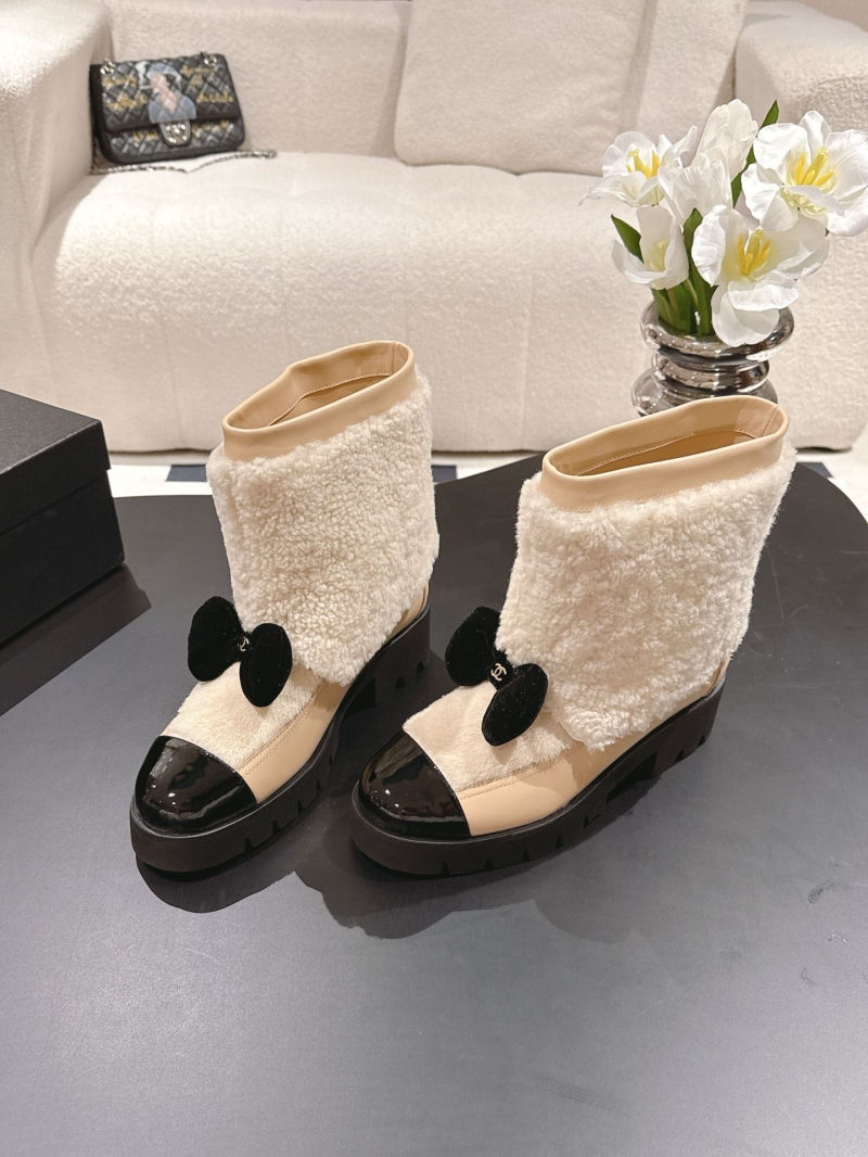 Ch**el boots